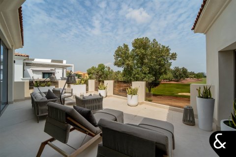 וילה למכירה ב Jumeirah Golf Estates, Dubai, איחוד האמירויות  5 חדרי שינה, 641 מ"ר, מספר 698064 - תמונה 27