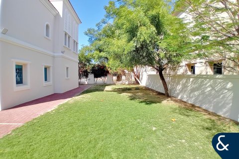 Vila v Jumeirah Village Triangle, Dubai, SAE 2 spálne, 674 m2 č. 698183 - Fotografia 16