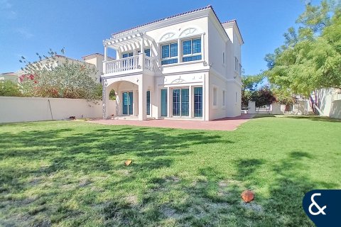 Vila v Jumeirah Village Triangle, Dubai, SAE 2 spálne, 674 m2 č. 698183 - Fotografia 1