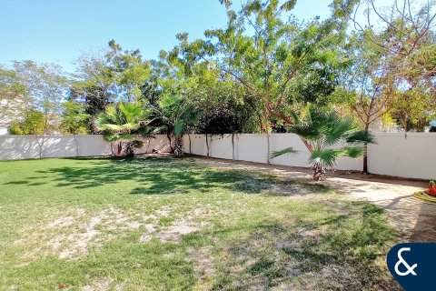 Vila v Jumeirah Village Triangle, Dubai, SAE 2 spálne, 674 m2 č. 698183 - Fotografia 14