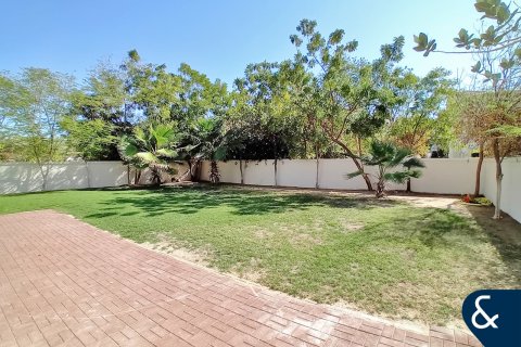 Vila v Jumeirah Village Triangle, Dubai, SAE 2 spálne, 674 m2 č. 698183 - Fotografia 15