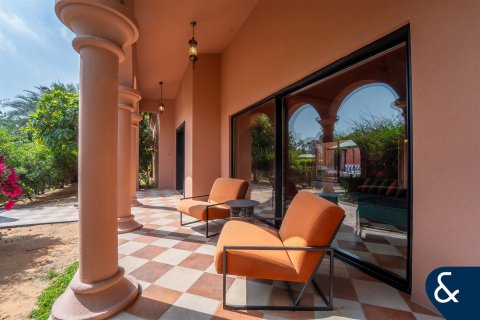 Green Community, Dubai, संयुक्त अरब अमीरात में विला, 4 बेडरूम, 404 वर्ग मीटर, संख्या 698063 - फ़ोटो 24