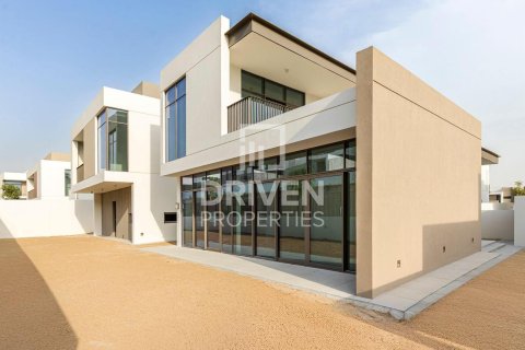 阿联酋 Dubai Al Furjan 待售 : 4 卧, 577 平方米 , 编号682769 - 照片 2