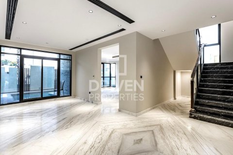 Vila v Nadd Al Sheba, Dubai, SAE 5 ložnice, 471 m² Č.: 602242 - fotografie 4