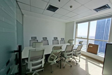 Jumeirah Lake Towers、Dubai、UAE にあるオフィスの賃貸物件 72 m2、No691815 - 写真 2