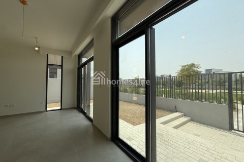 Kaupunkipientalo Mudon, Dubai, Arabiemiraatit 4 makuuhuonetta, 253 m2 № 691820 - kuva 13