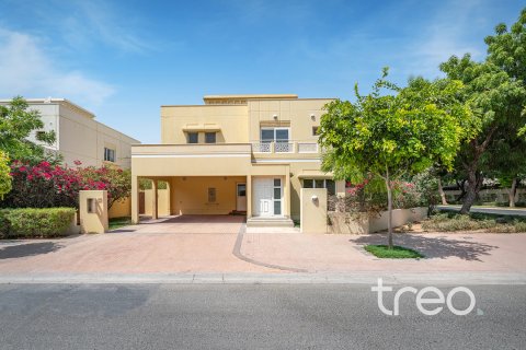 Villa te huur in Meadows, Dubai, VAE 4 slaapkamers, 54.07 vr.m., nr 753753 - foto 16
