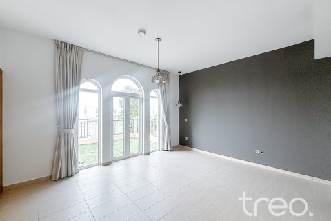 Villa en alquiler en Jumeirah Park, Dubai, EAU 4 dormitorios, 386.2 m2 № 753754 - foto 5