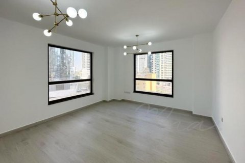 Huoneisto Jumeirah Beach Residence, Dubai, Arabiemiraatit 2 makuuhuonetta, 129.7 m2 № 565087 - kuva 11