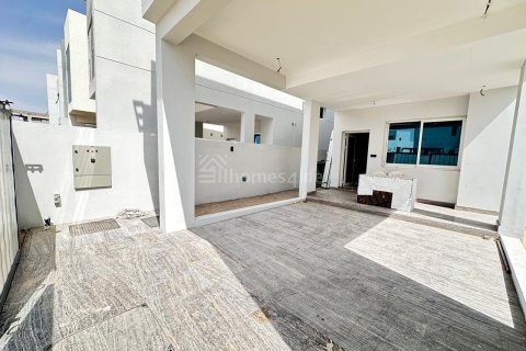Таунхаус в DAMAC Hills (Akoya by DAMAC), Дубай, ОАЕ 3 спальні, 186м2 № 715427