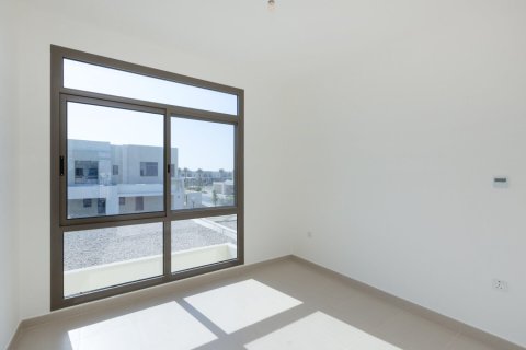 Townhouse in Town Square, Dubai, UAE 3 bedrooms, 187 sq.m. № 715428 - photo 20