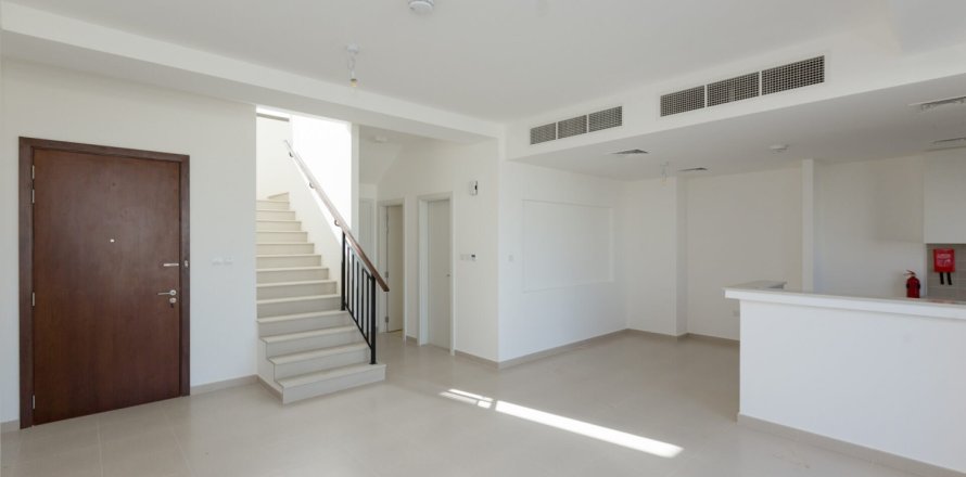 Townhouse in Town Square, Dubai, UAE 3 bedrooms, 187 sq.m. № 715428