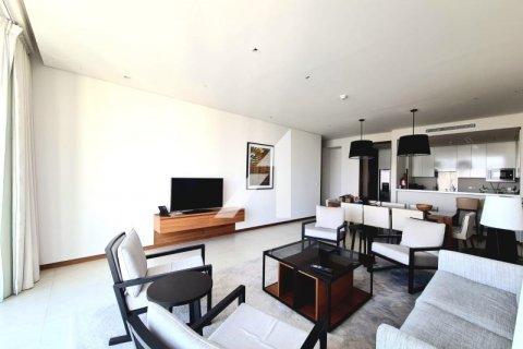 Apartmen di The Hills, Dubai, UAE 2 bilik tidur, 143.1 meter persegi № 623866 - foto 4
