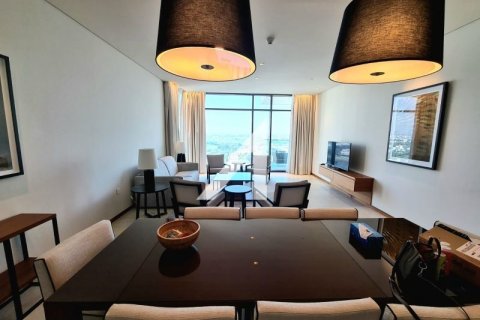 Apartmen di The Hills, Dubai, UAE 2 bilik tidur, 143.1 meter persegi № 623866 - foto 16