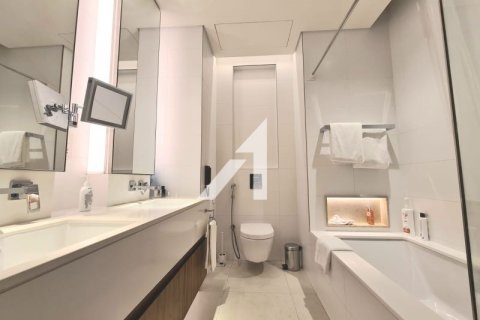 Apartmen di The Hills, Dubai, UAE 2 bilik tidur, 143.1 meter persegi № 623866 - foto 7