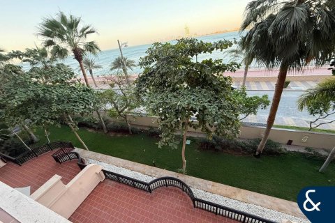 Huoneisto Palm Jumeirah, Dubai, Arabiemiraatit 1 makuuhuone, 108 m2 № 666449 - kuva 8