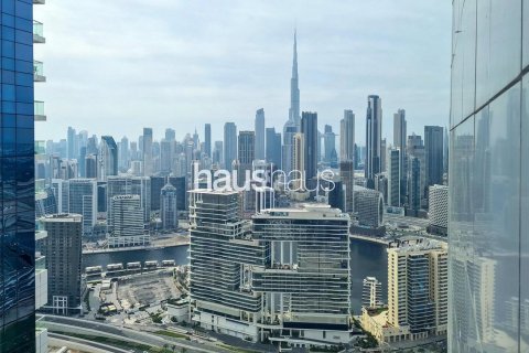Apartment in Business Bay, Dubai, UAE 1 room, 45 sq.m. № 625645 - photo 11