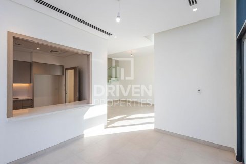 Al Furjan、Dubai、UAE にあるタウンハウス販売中 4ベッドルーム、431 m2、No601887 - 写真 2
