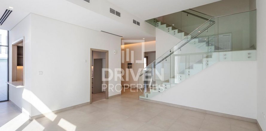 Al Furjan、Dubai、UAEにあるタウンハウス 4ベッドルーム、431 m2 No601887