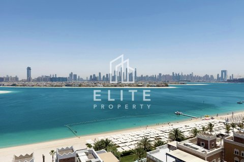 Apartment in Palm Jumeirah, Dubai, UAE 4 bedrooms, 324 sq.m. № 620058 - photo 1