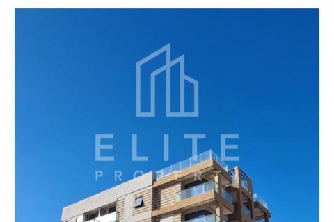 Building in Dubai Land, Dubai, UAE 2027 sq.m. № 620059 - photo 2