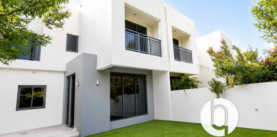 Villa i Dubai Hills Estate, Dubai, UAE 3 soveværelser, 203 kvm № 739936