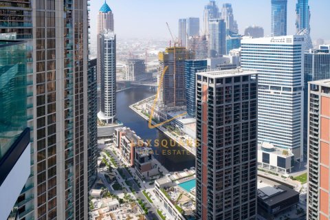 Apartment sa Business Bay, Dubai, UAE 1 silid, 38 sq.m. № 689593 - larawan 13