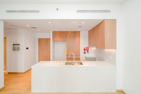 Appartamento in affitto a Jumeirah, Dubai, EAU 2 camere da letto, 129 mq. № 689592 - foto 3