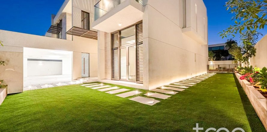 Villa asukohaga Mohammed Bin Rashid City, Dubai, AÜE: 5 magamistoaga, 748.05 m² Nr 733019