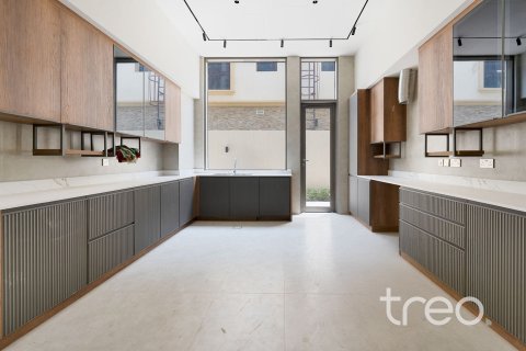 Villa itt: Jumeirah Park, Dubai, EAE, 6 hálószoba, 836.13 m², azonosító: 733020 - fénykép 14
