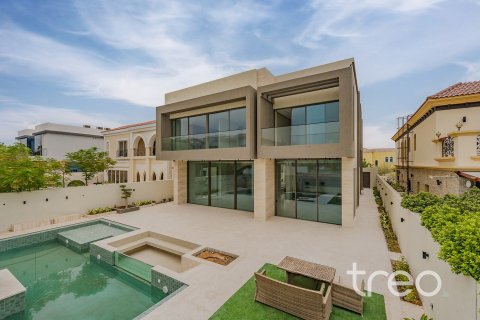 Villa itt: Jumeirah Park, Dubai, EAE, 6 hálószoba, 836.13 m², azonosító: 733020 - fénykép 3