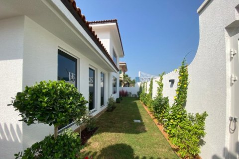 Al Safa, Dubai, संयुक्त अरब अमीरात में विला, 5 बेडरूम, 346.99 वर्ग मीटर, संख्या 750279 - फ़ोटो 2