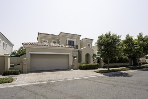 Vilă de închiriat în Arabian Ranches, Dubai, EAU 5 dormitoare, 471.24 mp.  №750278 - poză 27