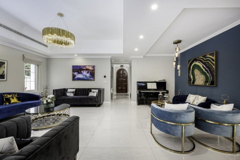 Vilă de închiriat în Arabian Ranches, Dubai, EAU 5 dormitoare, 471.24 mp.  №750278 - poză 8