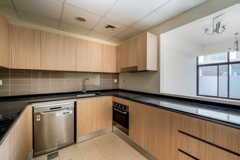 خانه شهری برای اجاره در Mohammed Bin Rashid City، Dubai، امارات متحده عربی 4 خوابه ، 186.92 متر مربع ، شماره 750274 - تصویر 2