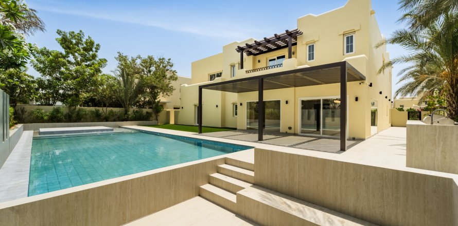 Vila di Dubai, UEA 6 kamar tidur, 838 m2 nomor 739666