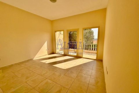 Villa til leie i Al Hamra Village, Ras Al Khaimah, Emiratene 3 soverom, 197 kvm Nr. 709457 - Foto 8