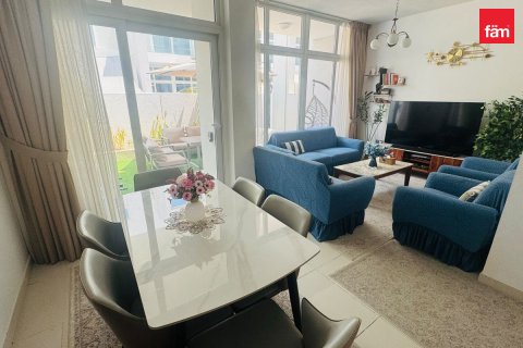 Ridamaja asukohaga Dubai, AÜE: 3 magamistoaga, 112.2 m² Nr 760886