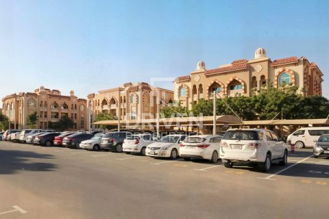 Edificio en venta en Dubai Investment Park, Dubai, EAU 1005.68 m2 № 762437 - foto 23