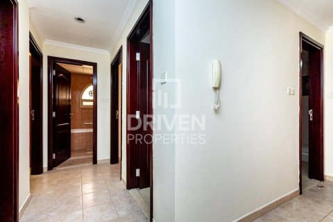 Edificio en venta en Dubai Investment Park, Dubai, EAU 1005.68 m2 № 762437 - foto 13
