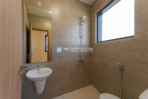 Commercial property on the Yas Island, Abu Dhabi, UAE 5 bedrooms, 509 sq.m. № 594827 - photo 21