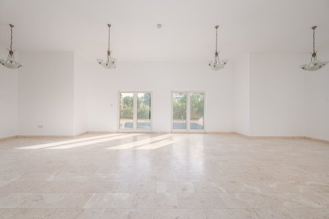 Vila v The Villa, Dubai, SAE 5 spální, 529.55 m2 č. 748652 - Fotografia 15
