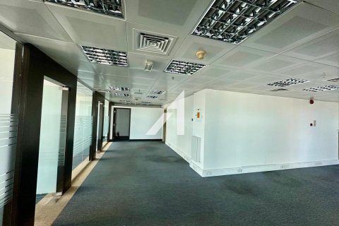 Снять в аренду офис в Sheikh Zayed Road, Дубай, ОАЭ 186м2, № 702987 - фото 2