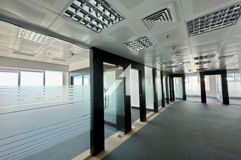 Снять в аренду офис в Sheikh Zayed Road, Дубай, ОАЭ 186м2, № 702987 - фото 10