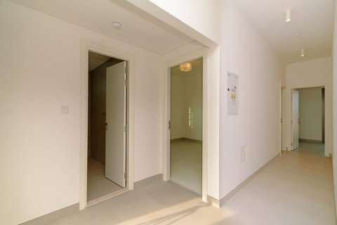 Vila v Jebel Ali, Dubai, SAE 4 spálne, 742 m2 č. 688374 - Fotografia 23