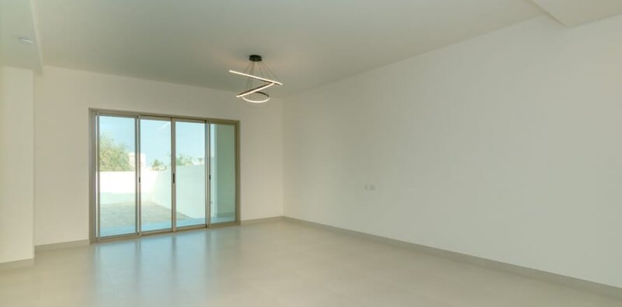 Villa à Jebel Ali, Dubai, EAU: 4 chambres, 742 m2 № 688374