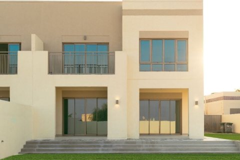 Villa itt: Jebel Ali, Dubai, EAE, 4 hálószoba, 744 m², azonosító: 688373 - fénykép 12
