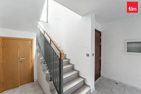 Müüa ridamaja asukohaga Dubai, AÜE: 3 magamistoaga, 163.2 m² Nr 682176 - pilt 18