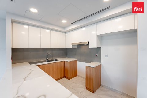 Müüa ridamaja asukohaga Dubai, AÜE: 3 magamistoaga, 163.2 m² Nr 682176 - pilt 2