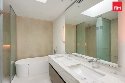 Townhouse in Dubai, UAE 3 bedrooms, 311.9 sq.m. № 682177 - photo 2